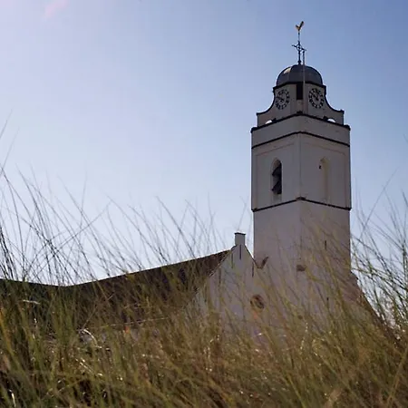 Отель Sleeping By Van Beelen